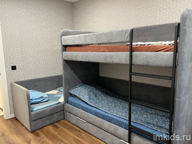 Двухярусная мягкая кровать "Бондо"