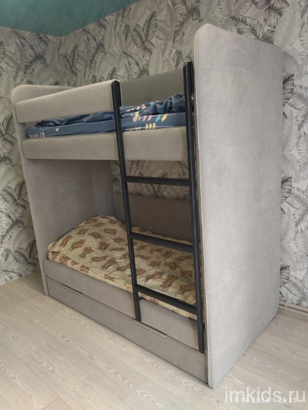 Двухярусная мягкая кровать "Бондо"