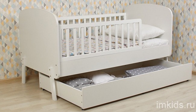 Кровать Mirum 2010 (белый 1712x900x900) Кровать Mirum 2010 (белый 1712x900x900)