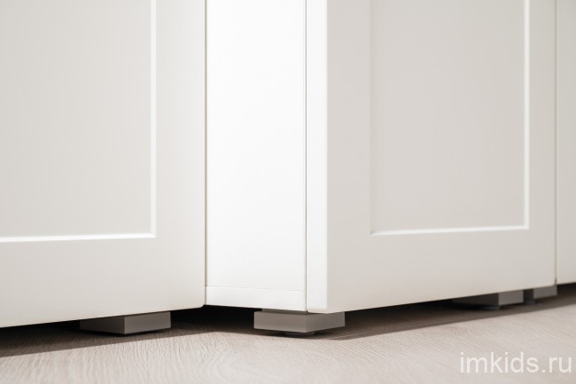 Шкаф-пенал Остин 13.225, Белый