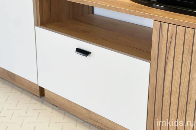 Тумба Моди (дуб крафт золотой белое дерево 1550x350x550) Тумба Моди (дуб крафт золотой белое дерево 1550x350x550)