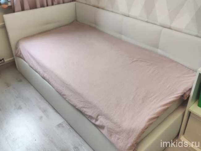 Кровать угловая VENERA