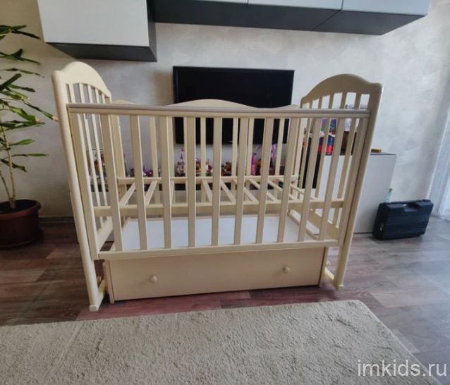 Кровать для новорожденных EMILY 1