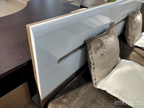 Кровать с настилом ЛДСП Наоми КР-11 160х200, белый глянец