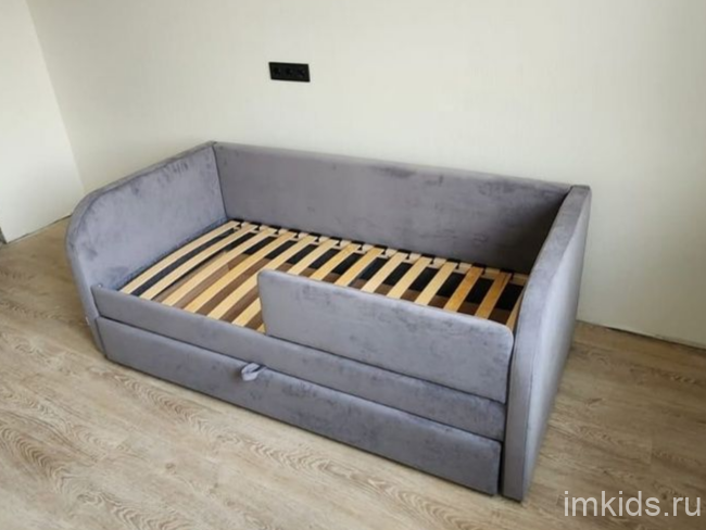 Детский диван "УНО"