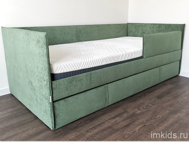 Детский мягкий диван кровать MONO