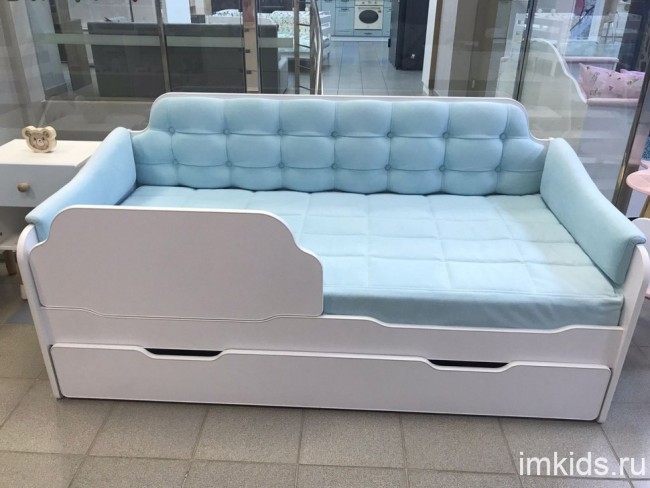 Комплект комнаты с мебелью "Софт"