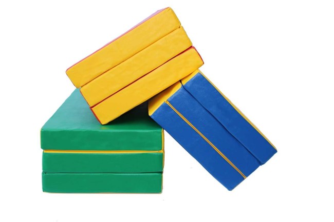 Мат № 4 (100 х 150 х 10) складной "KMSsport" красно/жёлтый