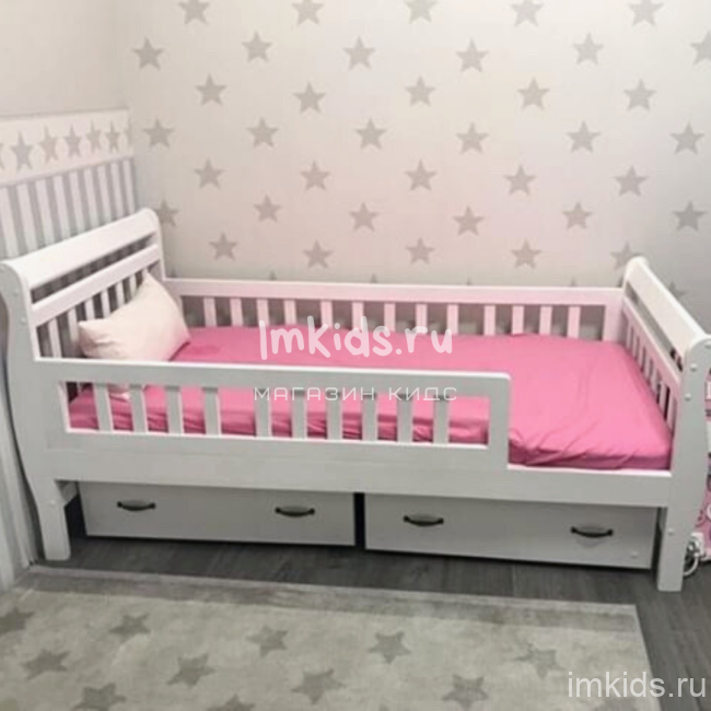 Кровать из массива "Милана" 