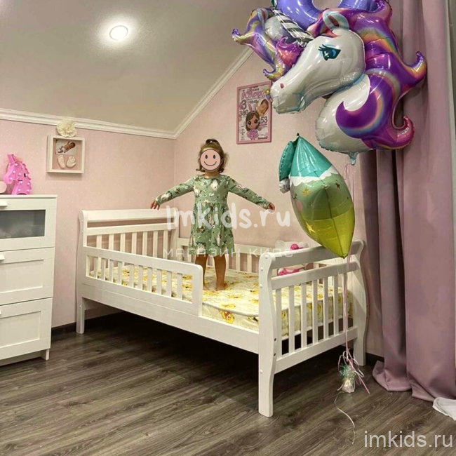 Кровать из массива "Милана" 