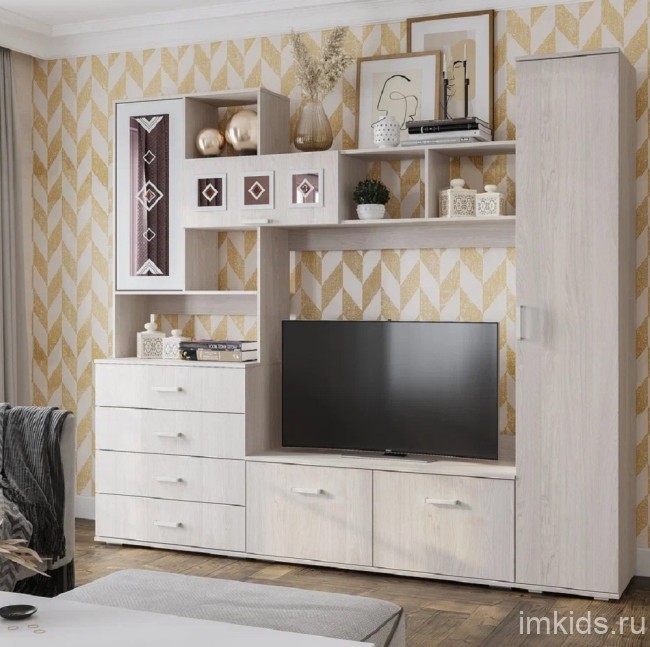 Центральная секция Белла, ясень белый