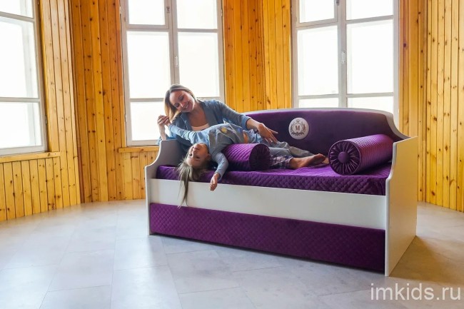 Детская кровать тахта "Медальон" Спелая слива