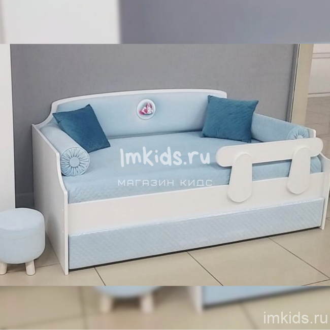 Детская кровать тахта "Медальон" Небесно-голубой