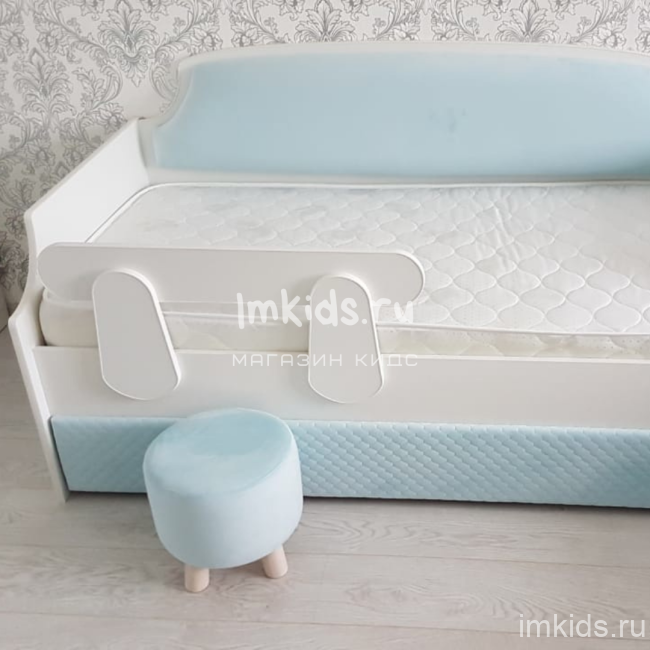 Детская кровать тахта "Медальон" Небесно-голубой