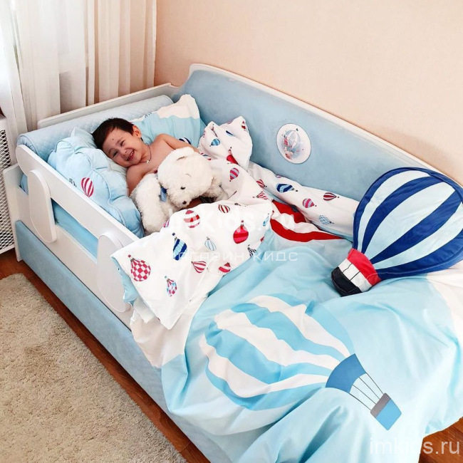 Детская кровать тахта "Медальон" Небесно-голубой