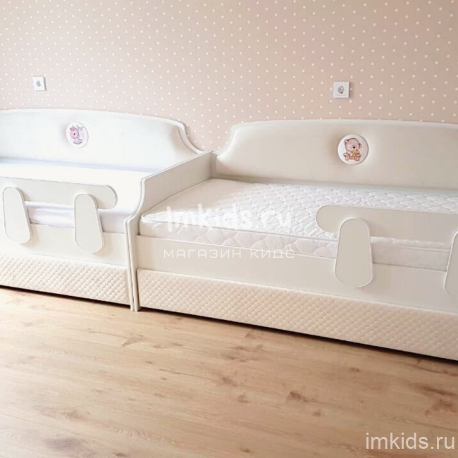 Детская кровать тахта "Медальон" Крем