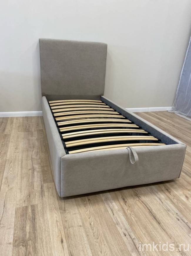 Кровать  BRUNO