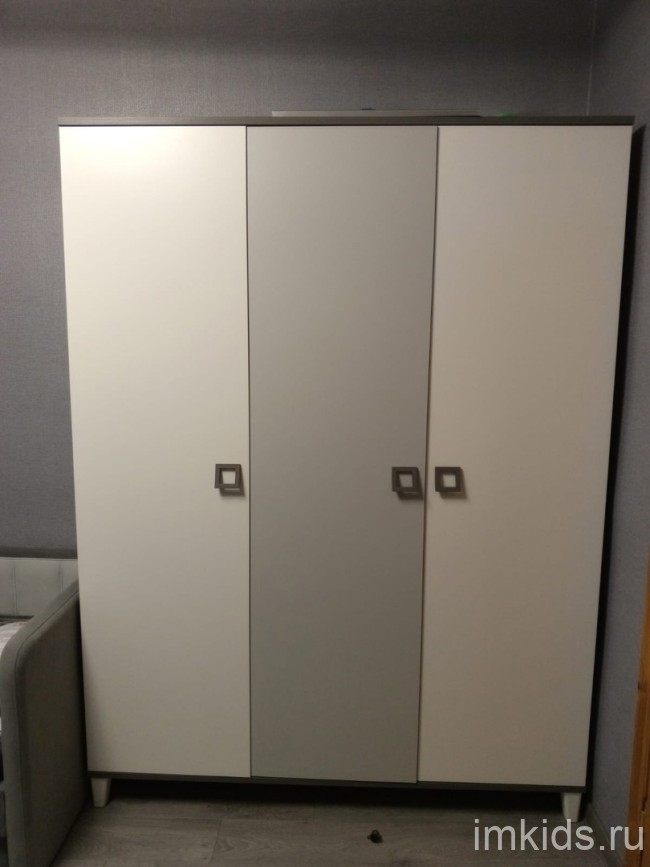 ВЕКТРА Шкаф 3-х дверный Ш3