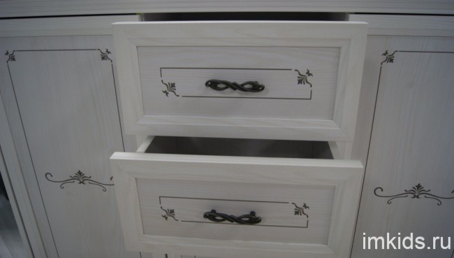 Молодежная комната Афродита