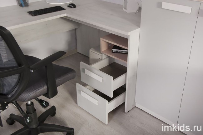 Комплект мебели серии "Румика Пинк"