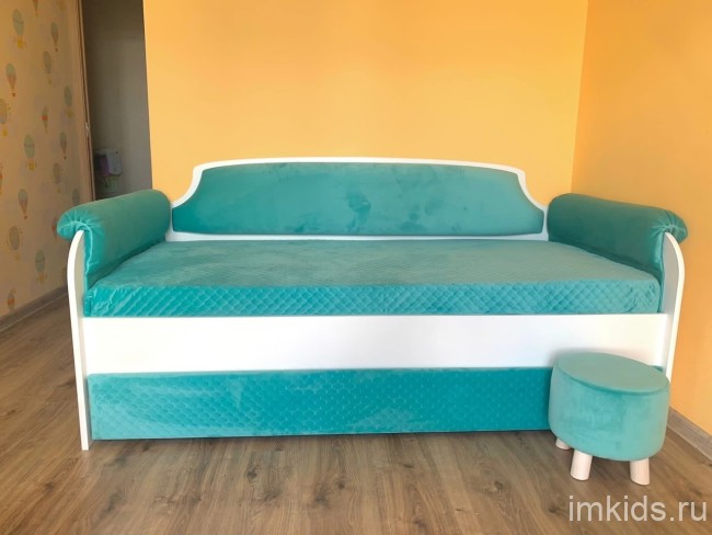 Детская кровать тахта "Тедди", цвет на выбор 