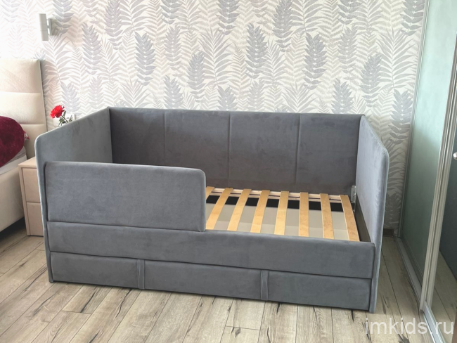 Детская мягкая кровать "Соня" 