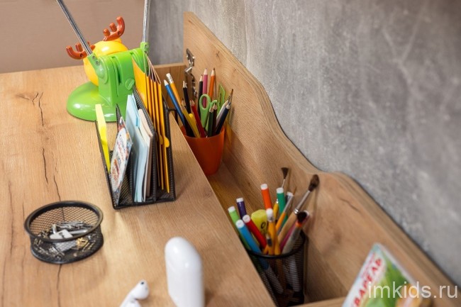 Стол письменный Лойс 84