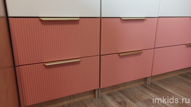 Гарнитур десткой комнаты "Лавис" комплект 2