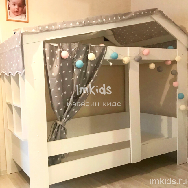 Кровать-домик "Сказка" с окошком