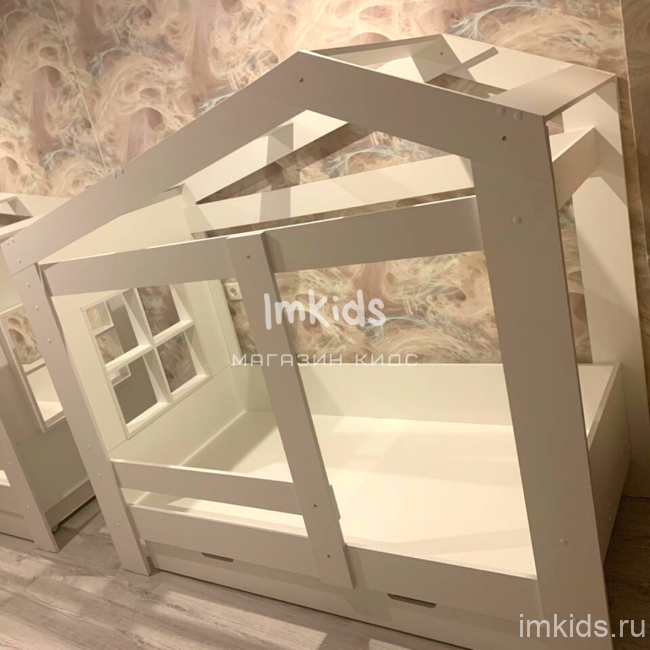 Кровать-домик "Сказка" с окошком