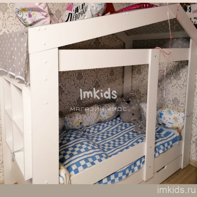 Кровать-домик "Сказка" с окошком