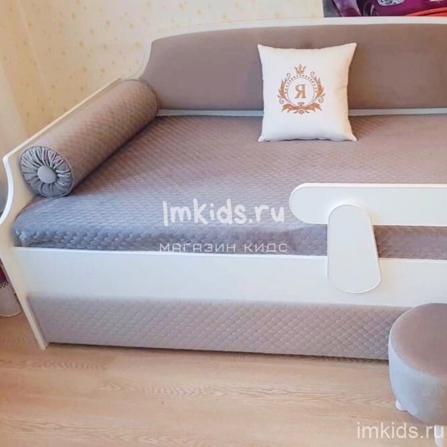 Детская кровать тахта "Медальон", серый