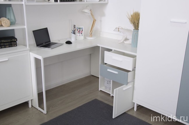 КОЛЛЕДЖ Стол письменный 1400 с угловым модулем