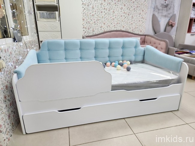 Кровать "Спорт", спальное место 170х80, ткань Тедди 331