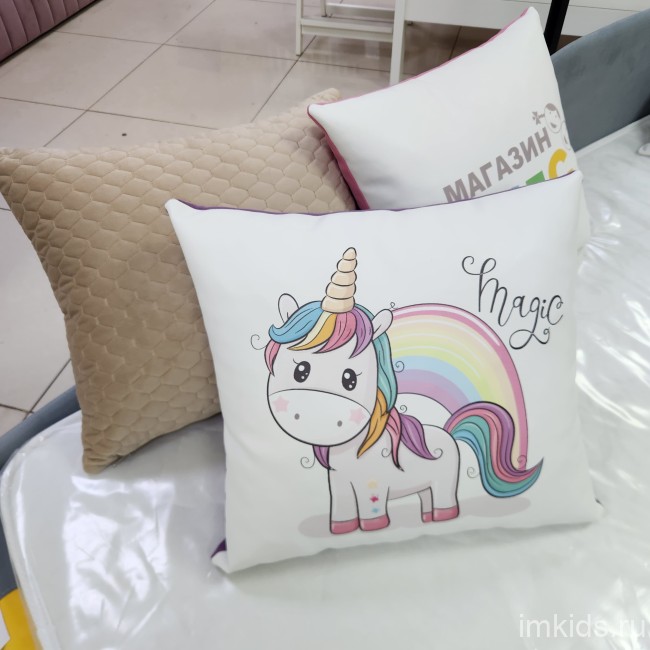 Декоративная подушка.